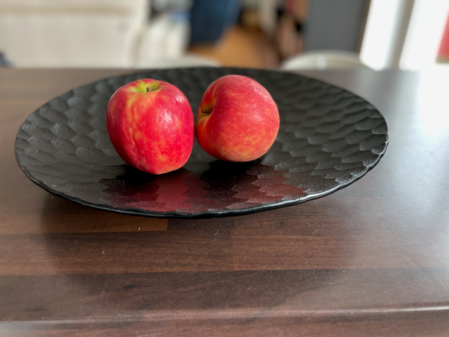KRYT large bowl d40 cm structured matt black glass
