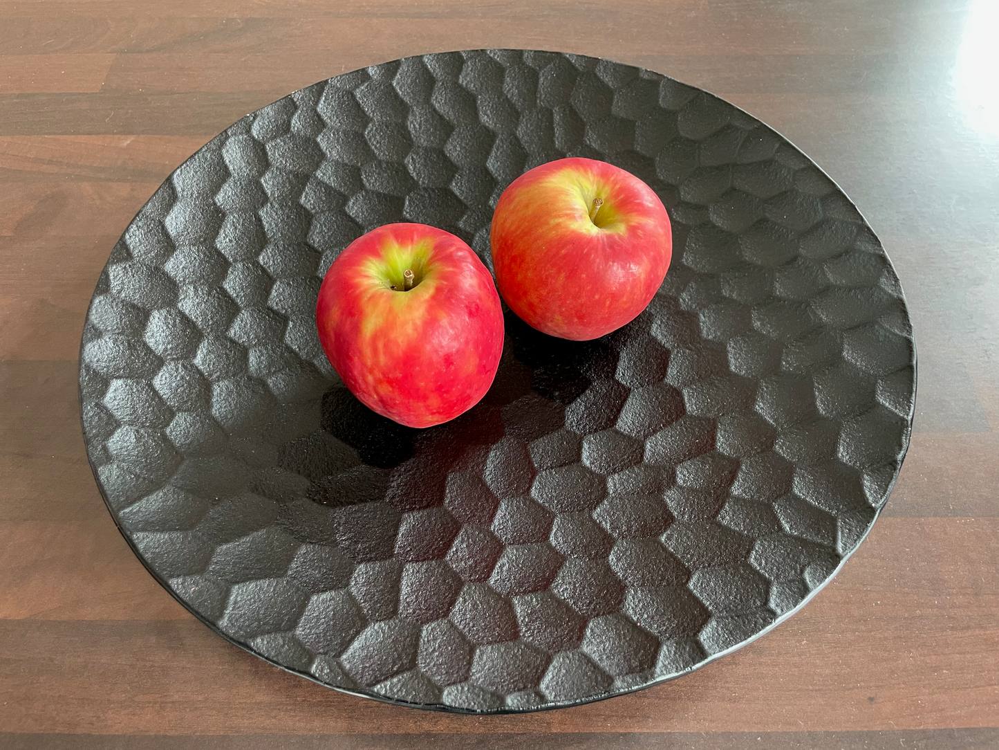 KRYT large bowl d40 cm structured matt black glass