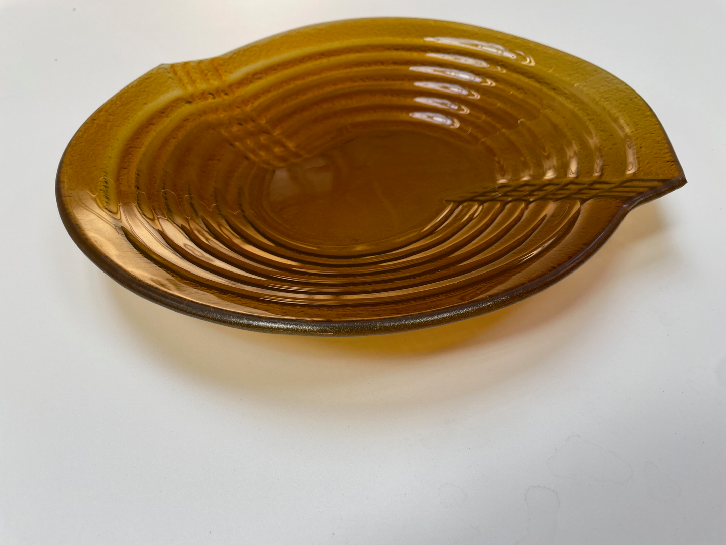 STAP design glass fruit bowl 32 x 30 cm honey gold color