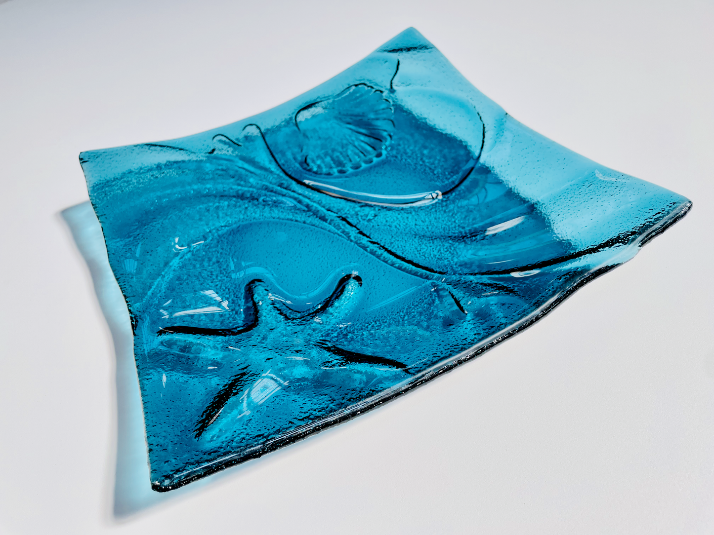 OCEAN design square plate 25x25 cm blue glass