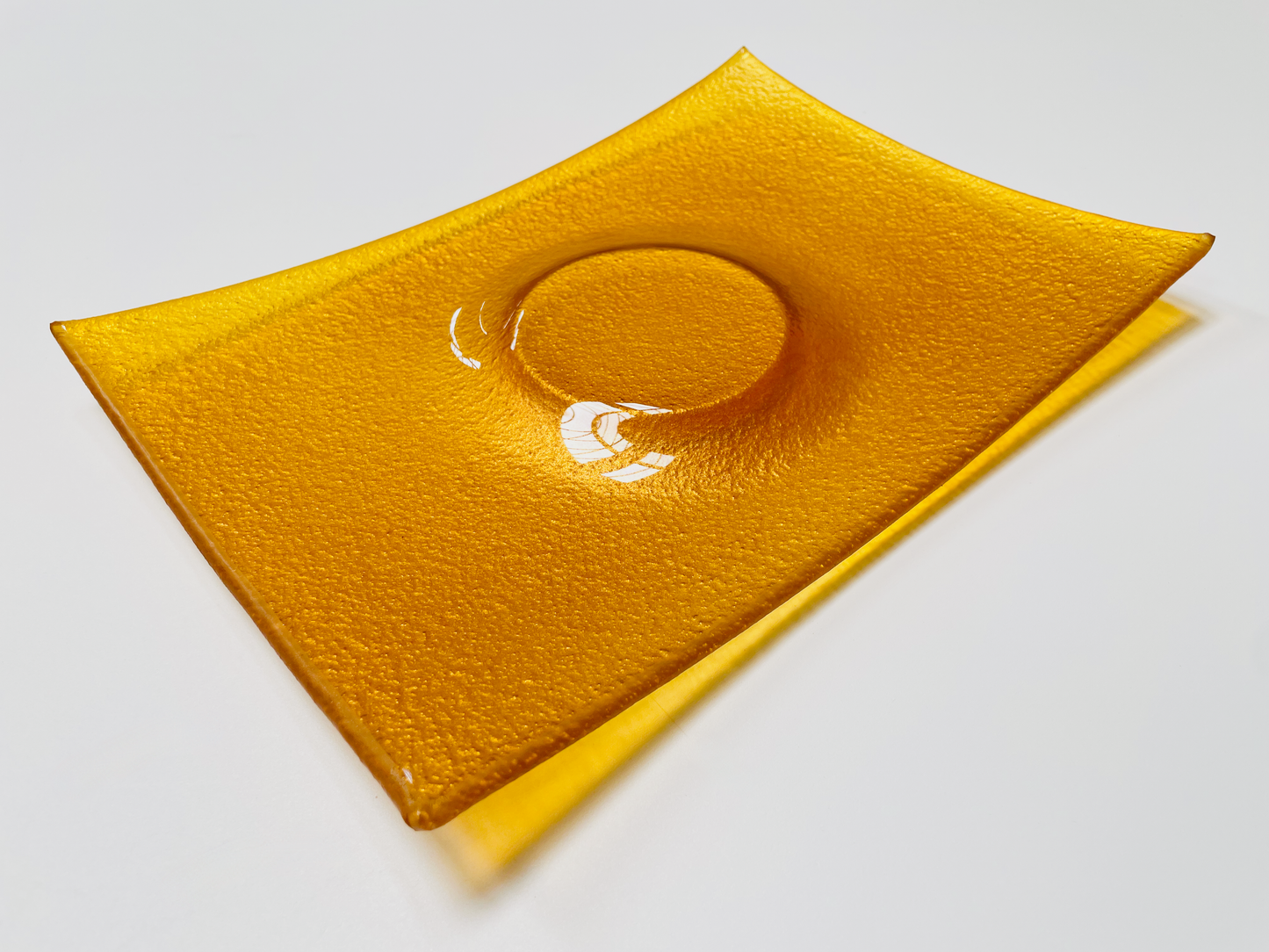 PROVINO camembert serving plate 30 x 22 cm with golden decoration