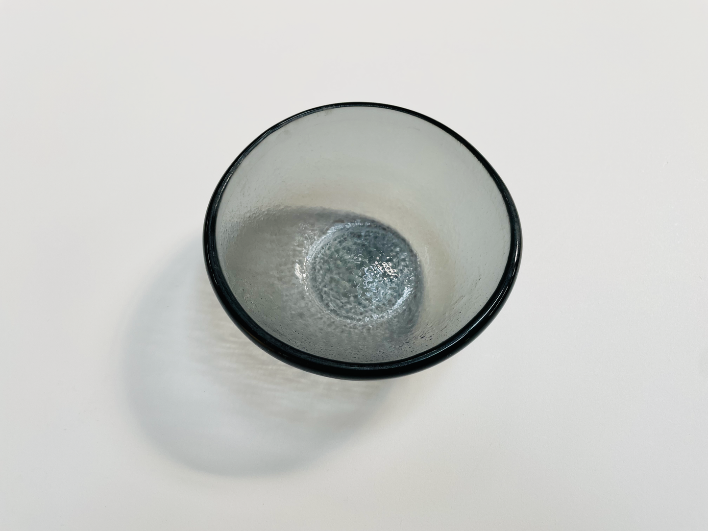 CUPOTEA small glass bowl d9 cm in black, grey and red