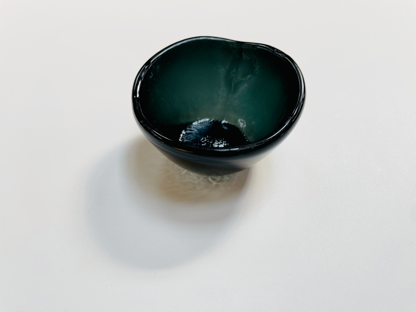 CUPOTEA small glass bowl d9 cm in black, grey and red
