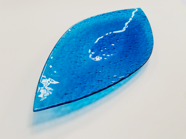 JAVA pointed oval bowl 49x20 cm blue decoration