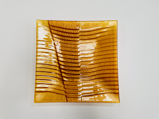 STAP design glass plate 27 x 27 cm honey gold color
