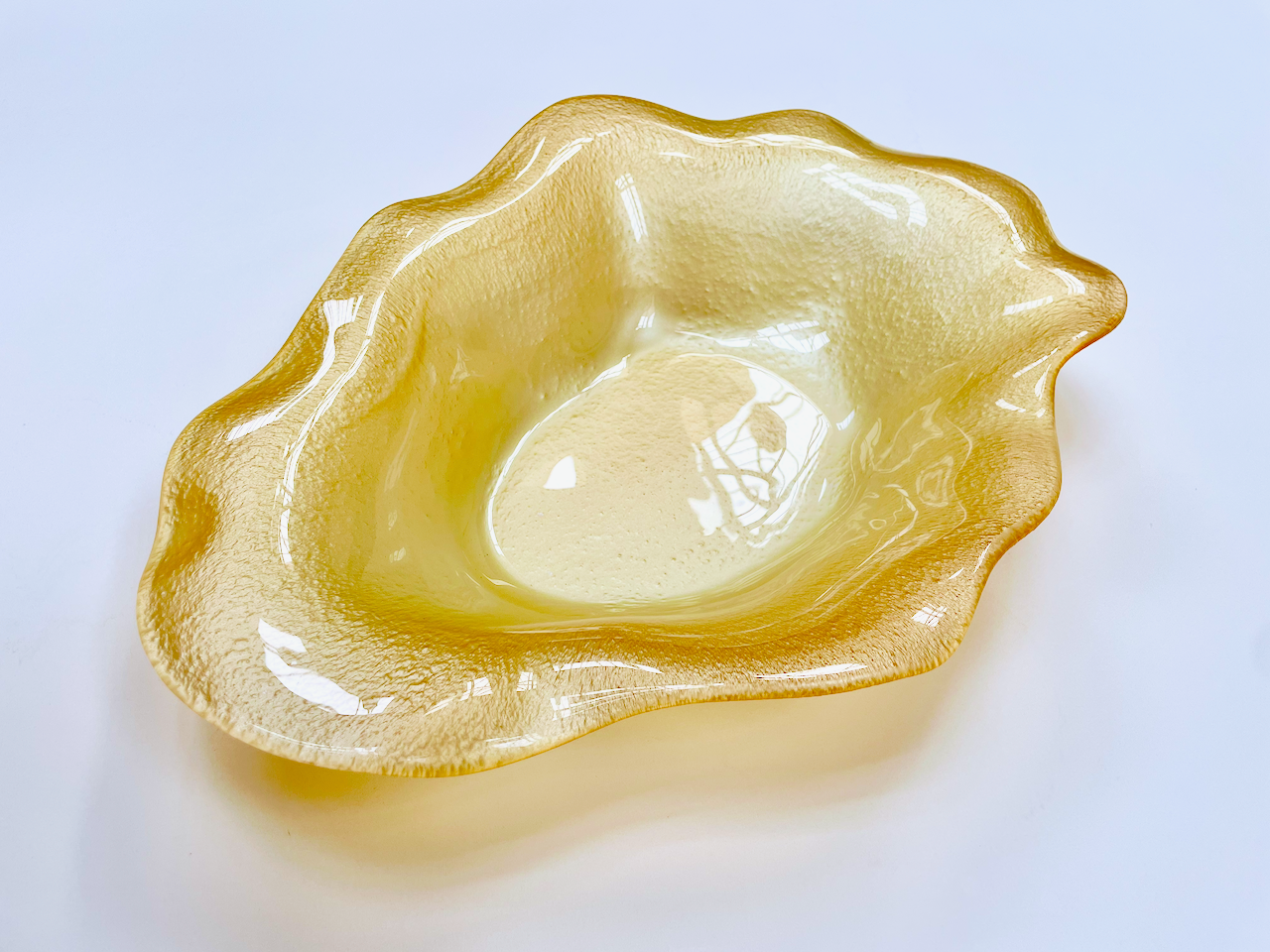 REJNOK organic oval bowl 41 x 33 cm champagne/golden decoration